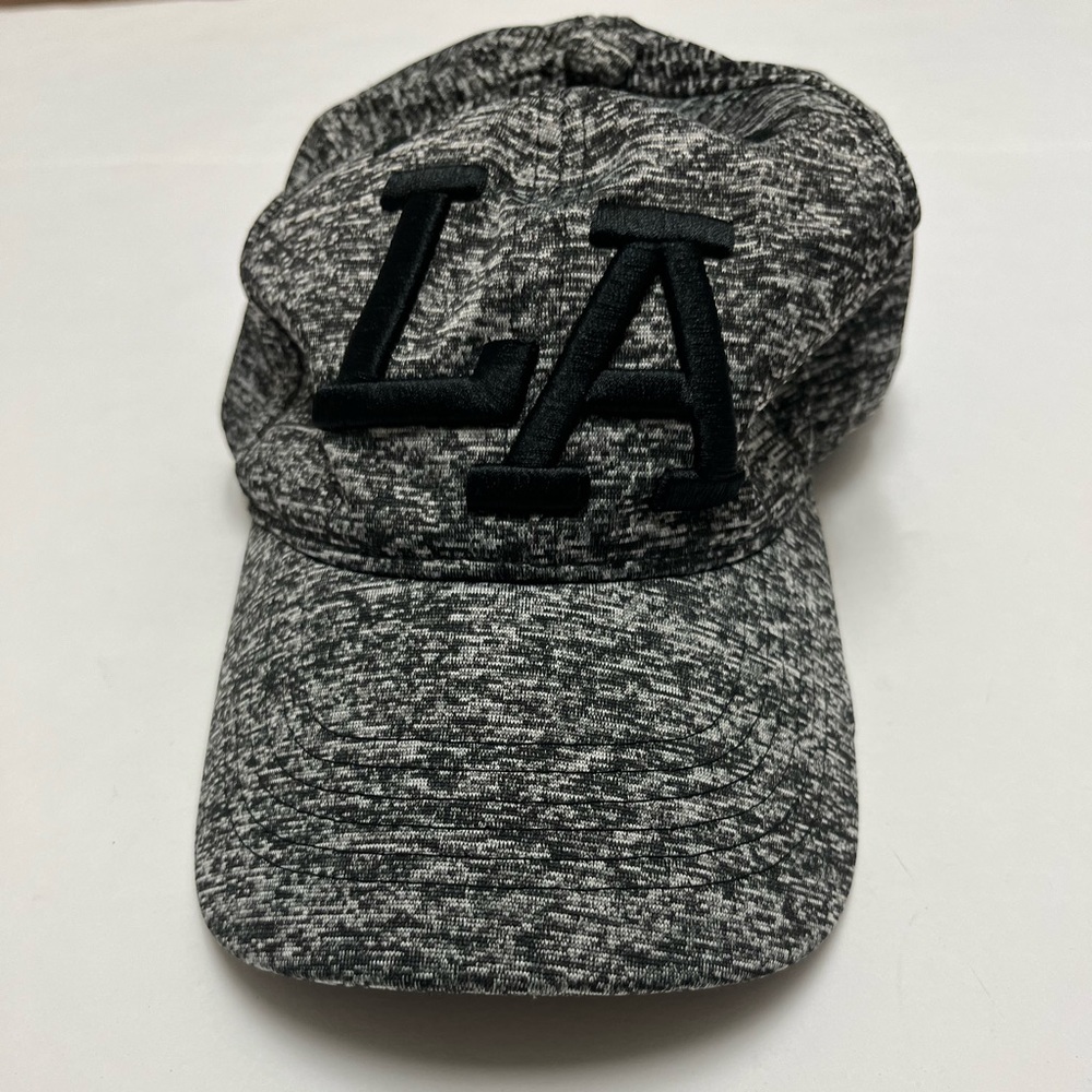 ♥️ EUC Pre owned Baseball Cap / Hat black grey